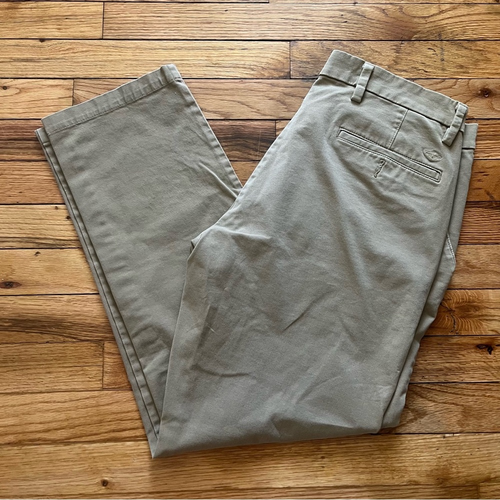 Dockers Beige Slim Tapered Men’s Pants Size W34 L32